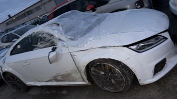 Foto pieza de coche